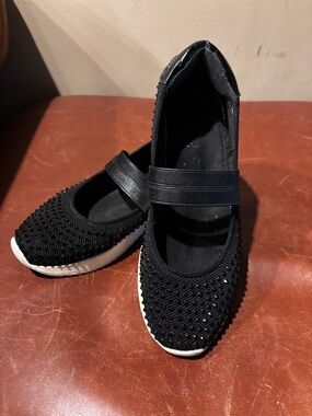 Kenneth Cole Black Knit Mary-Jane Slip-On Sneakers with White Sole